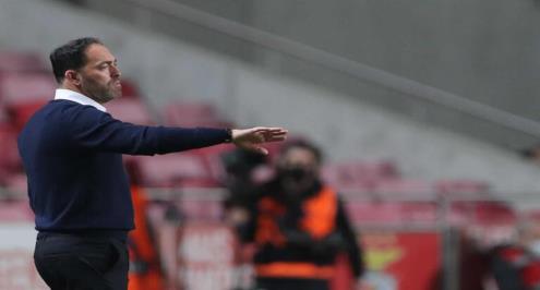 "احتراف من رحم الهواة".. من هو ريكاردو سواريس مدرب الأهلي المحتمل؟